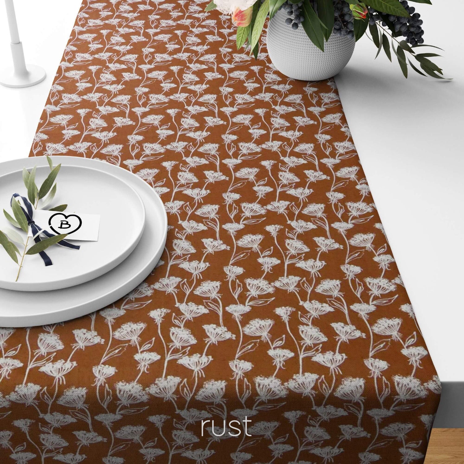 Queen Anne's Lace Table Runners and Placemats – Floral Elegance